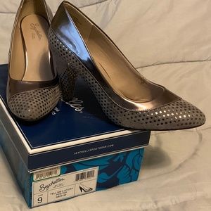 NEW Unique dressy heels sz9
